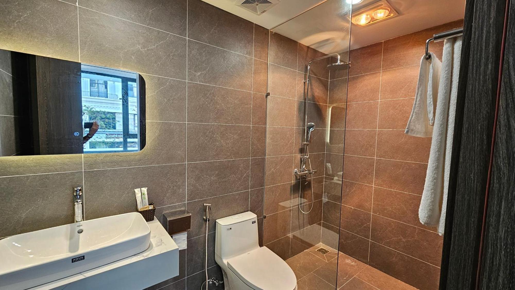 Tom Apartment - Vinhomes Marina Hai Phong Kültér fotó